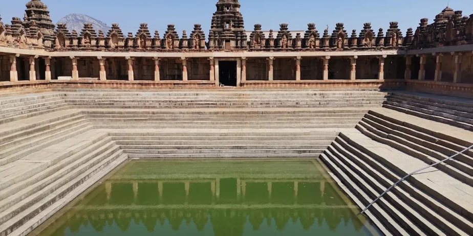 Shri Yoganandeeswara Swamy Temple
